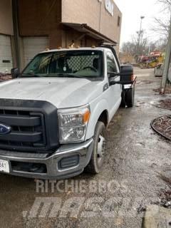Ford F 350 平板式/側卸式卡車
