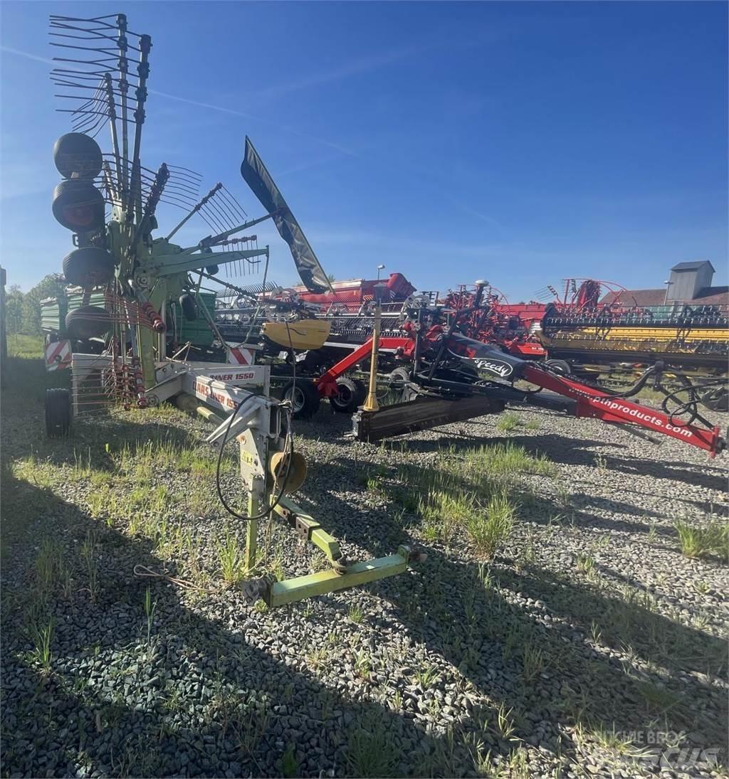 CLAAS LINER 1550 堆草機