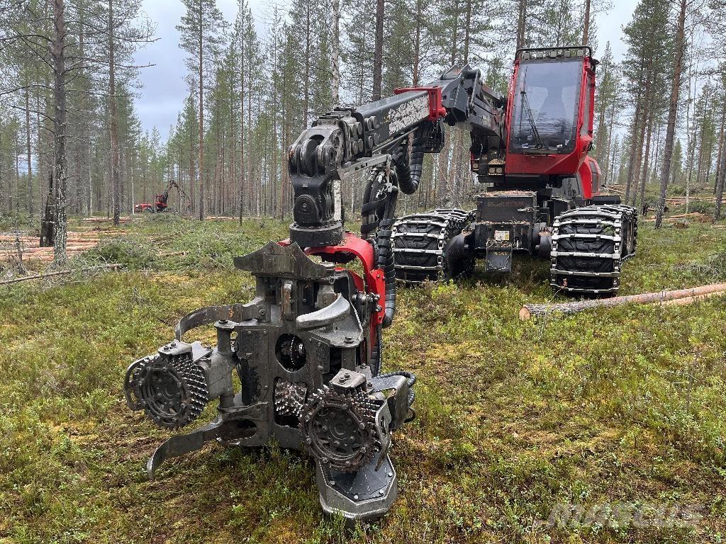 Komatsu 901 XC 收穫機