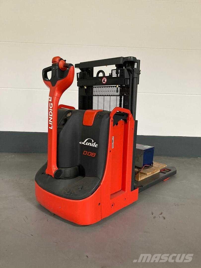 Linde D08 高舉式裝載機