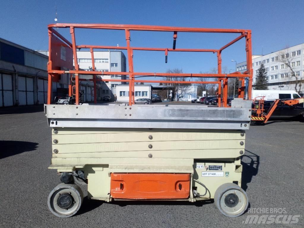 JLG 3246 ES 剪式升降機
