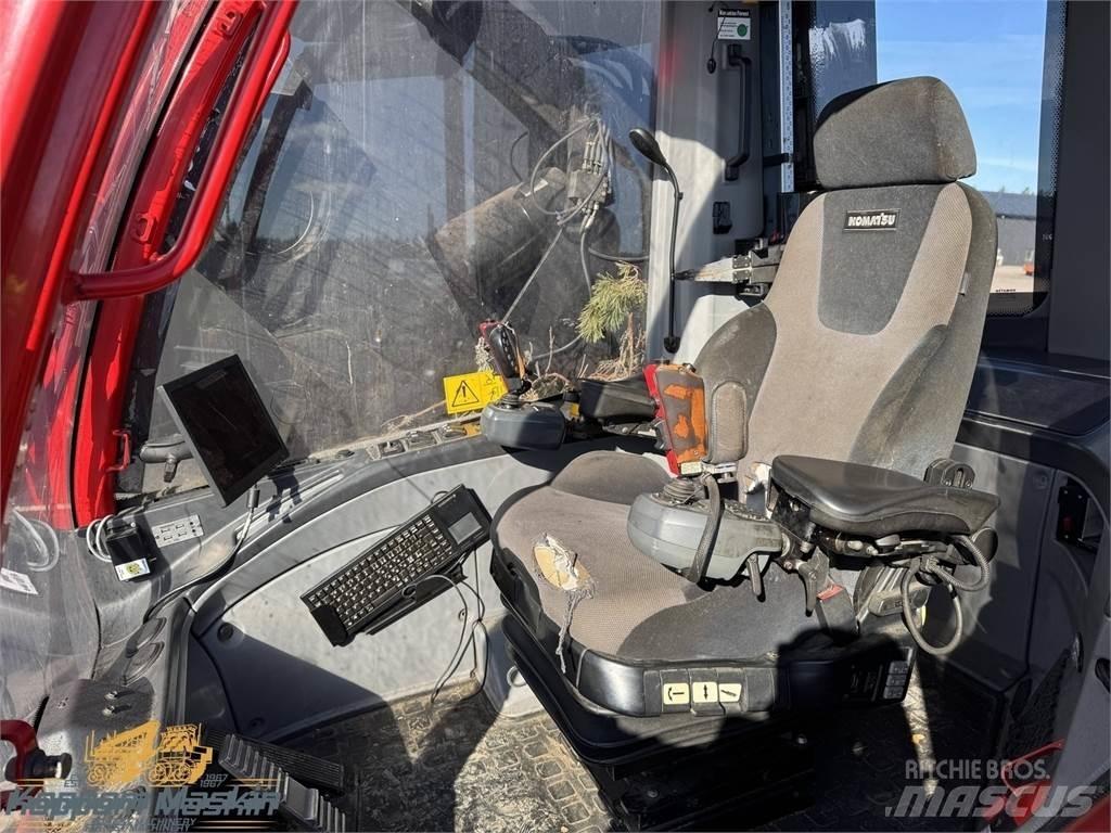 Komatsu 951 收穫機
