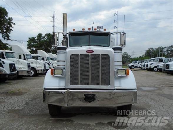 Peterbilt 367 曳引機組件