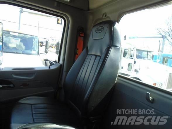 Peterbilt 579 曳引機組件