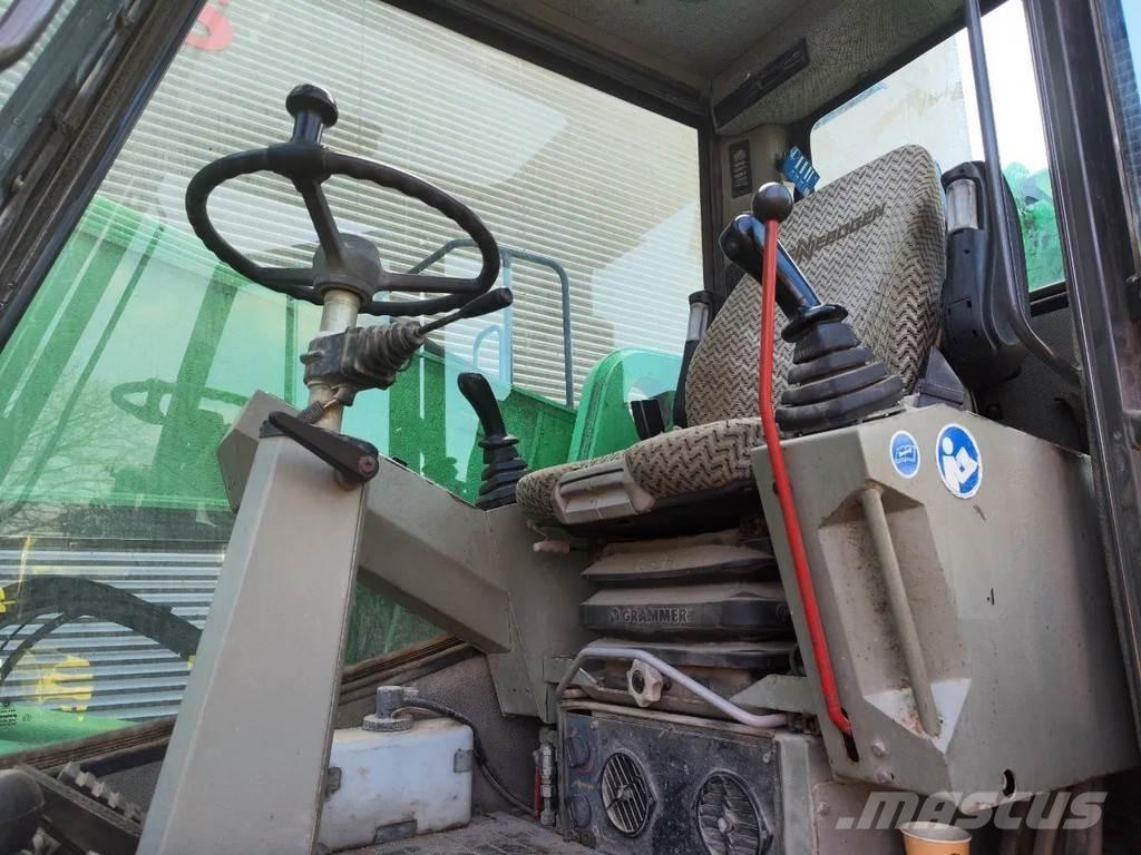 Sennebogen 835M 廢棄物/工業用操作車