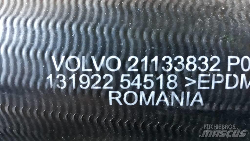 Volvo HOSE  21133832 引擎/發動機