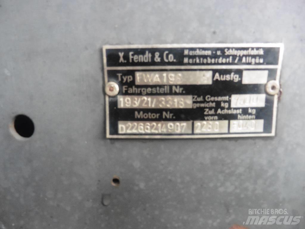 Fendt 311 LSA 曳引機