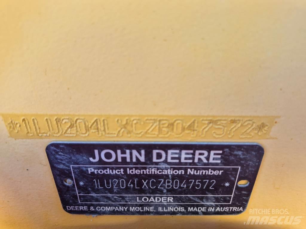 John Deere 204 L 輪胎式裝載機
