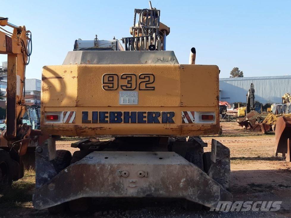 Liebherr A 932 旋轉式挖土機/掘鑿機/挖掘機