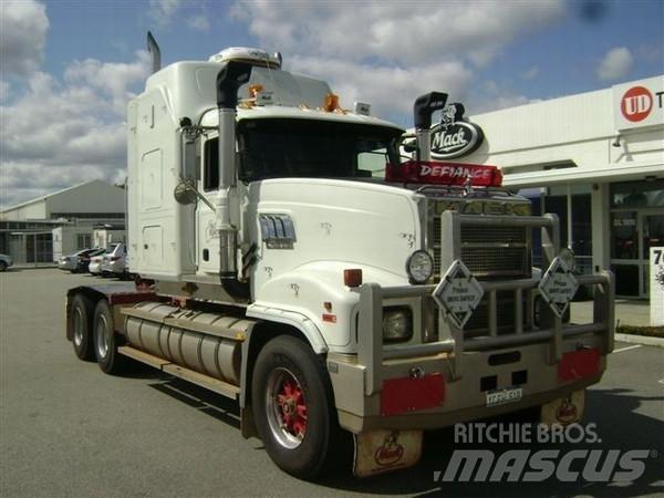 Mack Superliner 曳引機組件