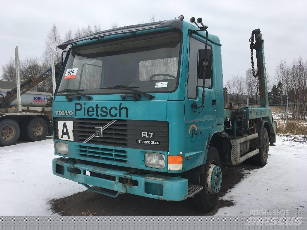 Volvo FL7 吊鉤式起重車