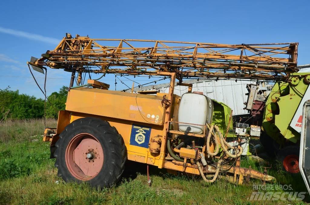  HD 4000 牽引式噴霧機