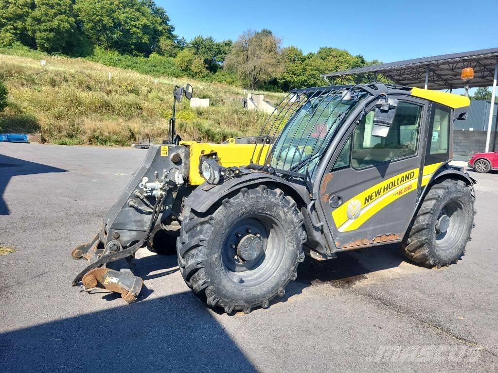New Holland TH 6.28 農業用伸縮臂裝載機