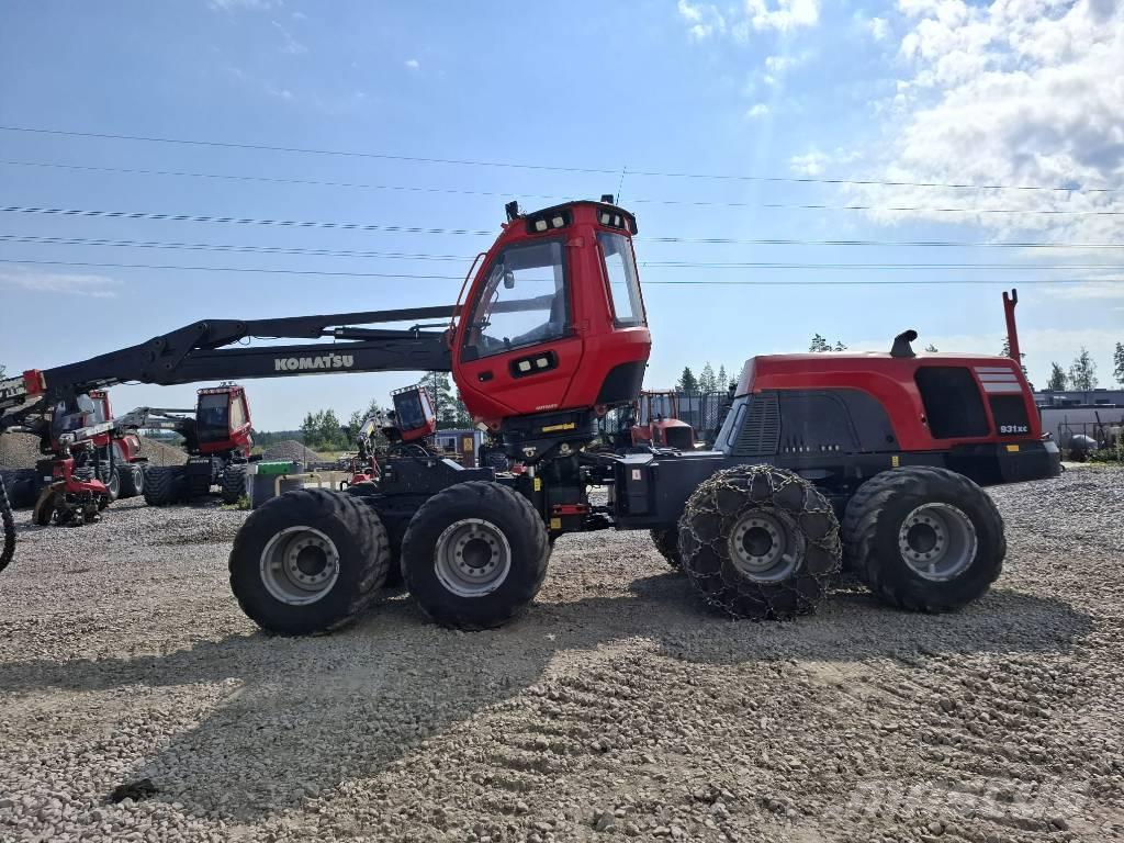 Komatsu 931 XC 收穫機