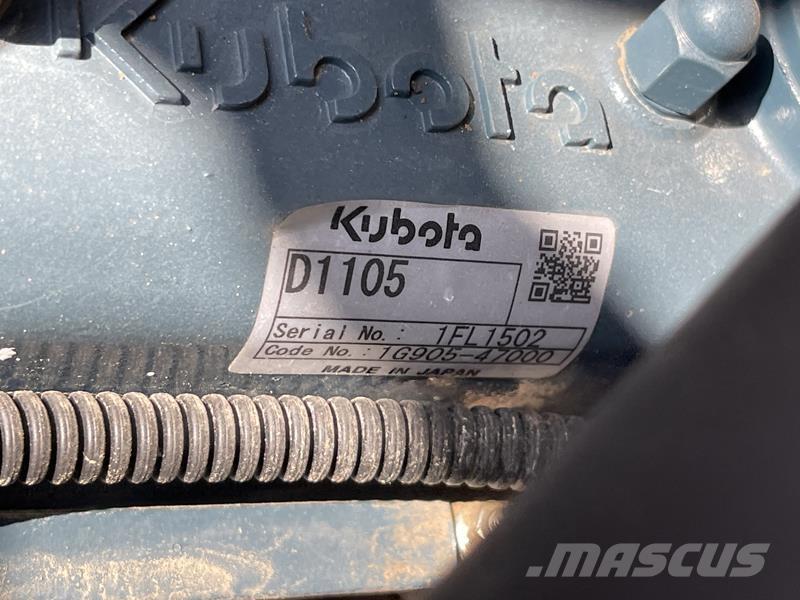 Ausa D 100 AHA 側卸礦車