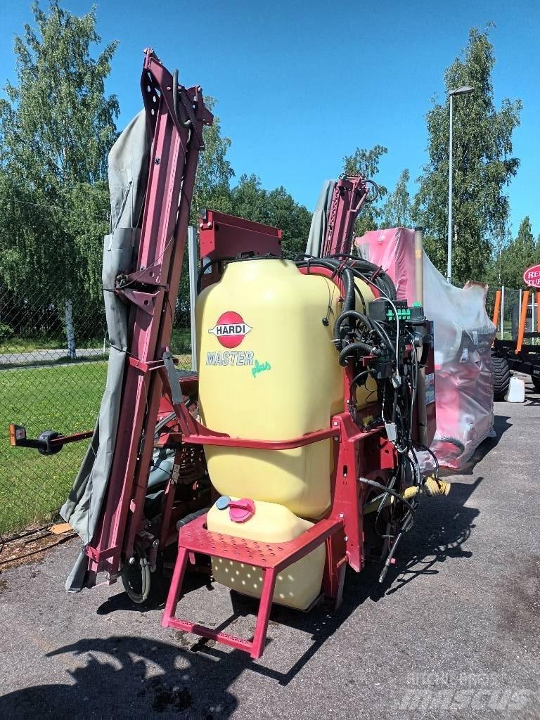 Hardi Master Twin 牽引式噴霧機