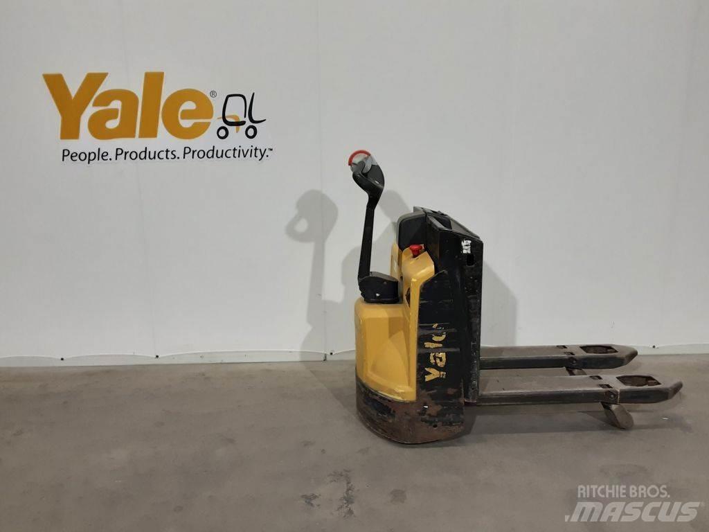 Yale MP16 手拉式油壓拖板車