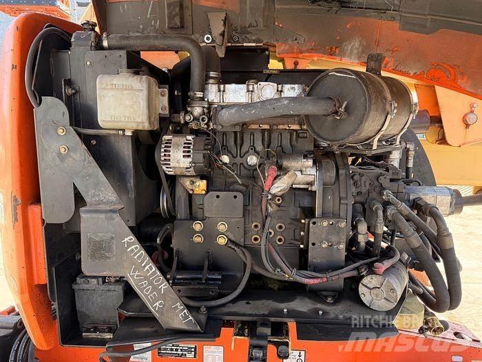JLG 450AJ 曲臂高空作業車