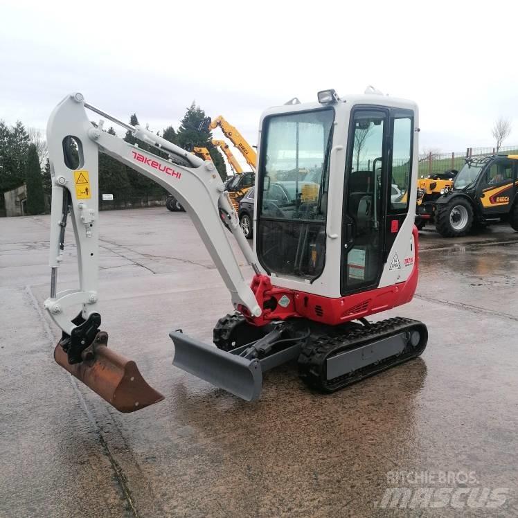 Takeuchi TB216 小型挖土機/掘鑿機<7t(小型挖掘機)