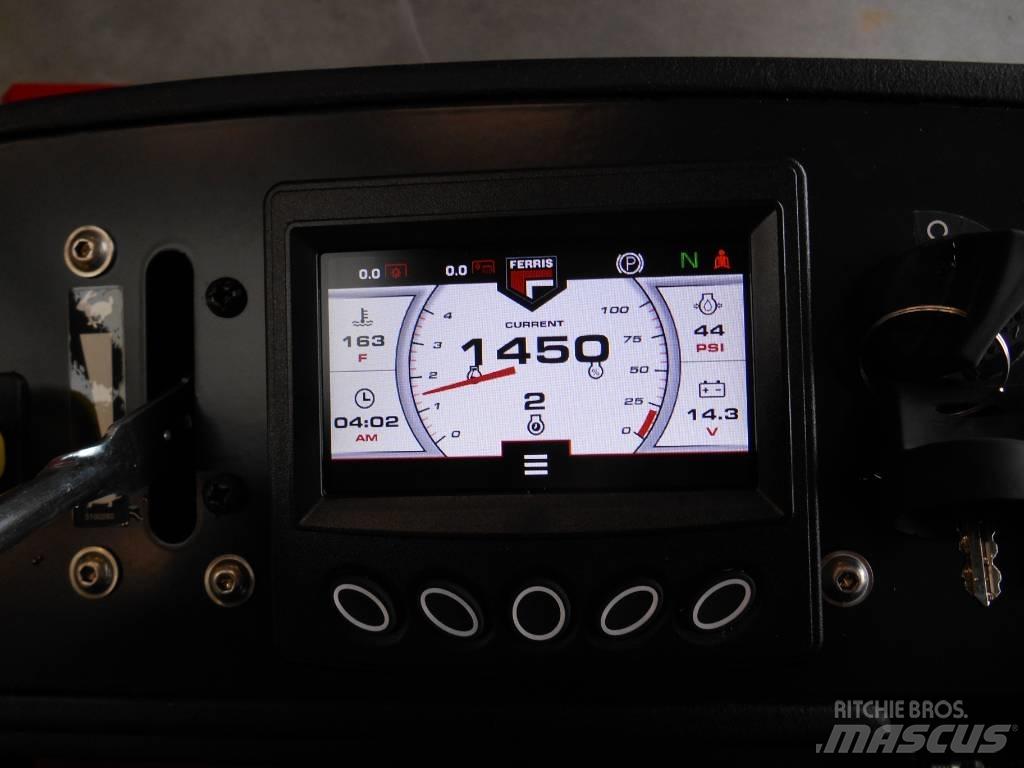 Ferris ZT6200IS 騎乘式割草機