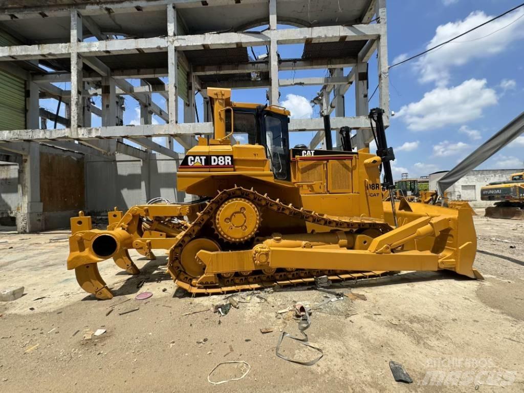 CAT D 7 R 履帶推土機