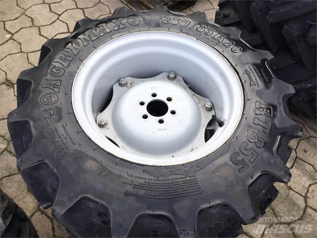 BKT 280/85R20 輪胎、車輪和輪圈