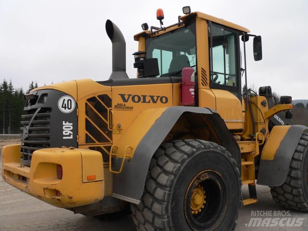 Volvo L 90 F 輪胎式裝載機