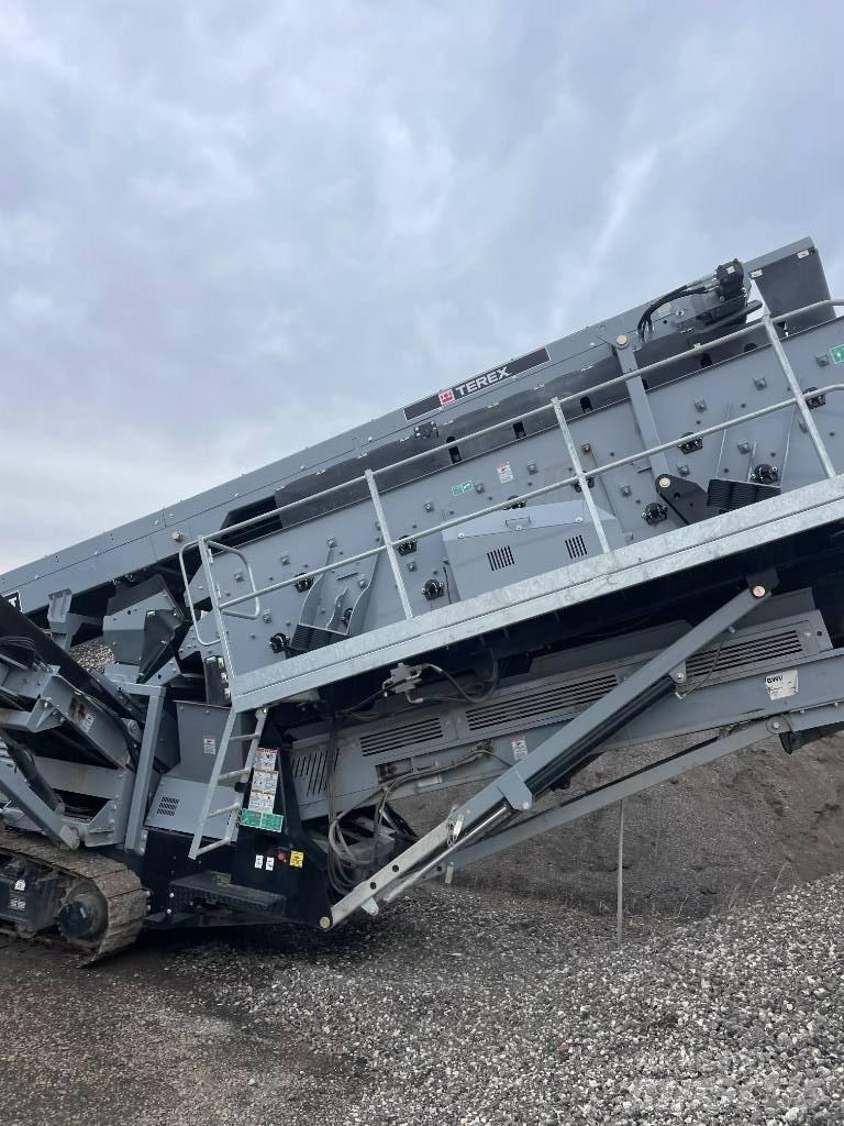 Terex M1700-3 篩分機