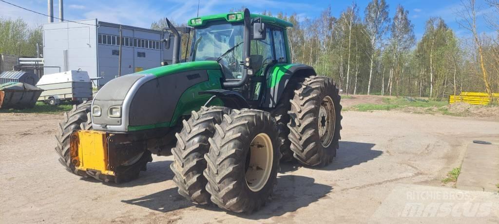 Valtra T180-4 曳引機