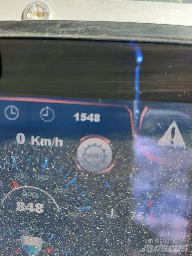 Magni TH 6.20 伸縮臂操作車