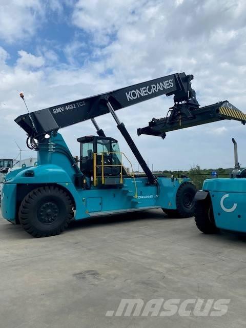 Konecranes SMV 4632 前伸型堆積機
