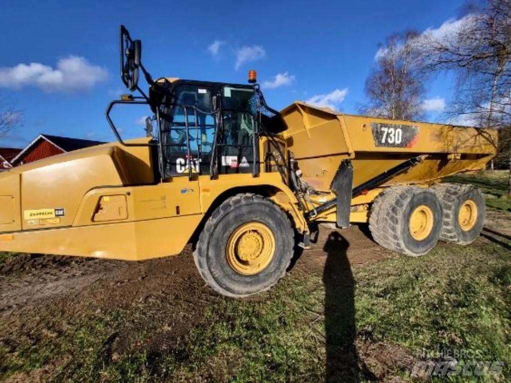CAT 730 鉸接式起吊車