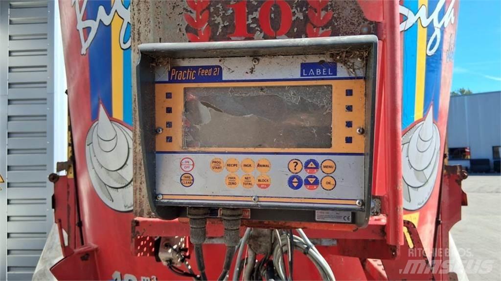 Peecon VME 120 混合餵料機