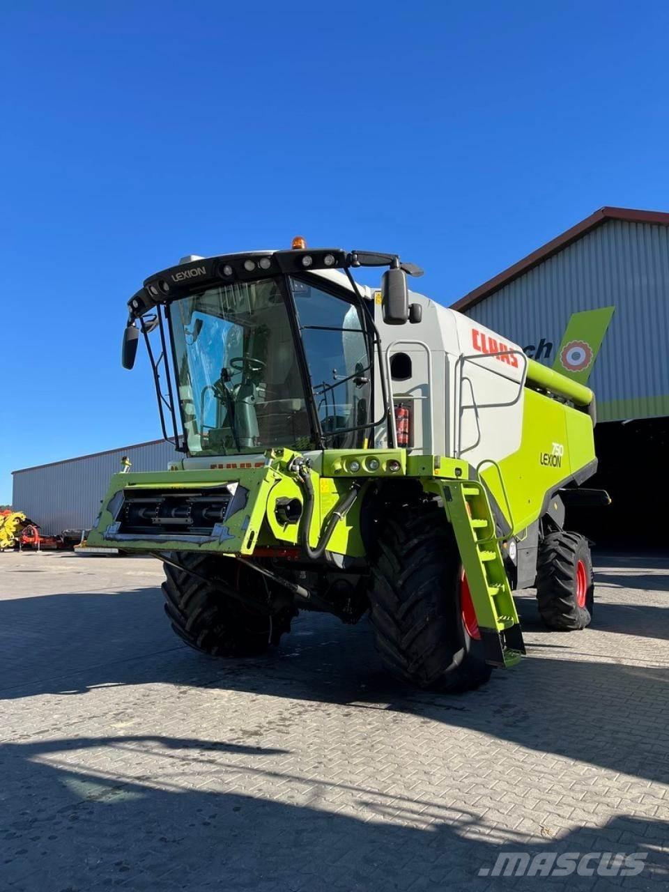 CLAAS Lexion 750 聯合收穫機