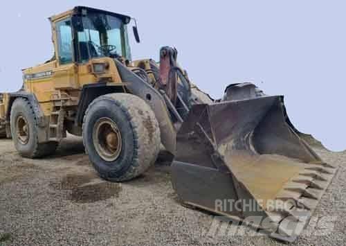 Volvo L 120 C 輪胎式裝載機