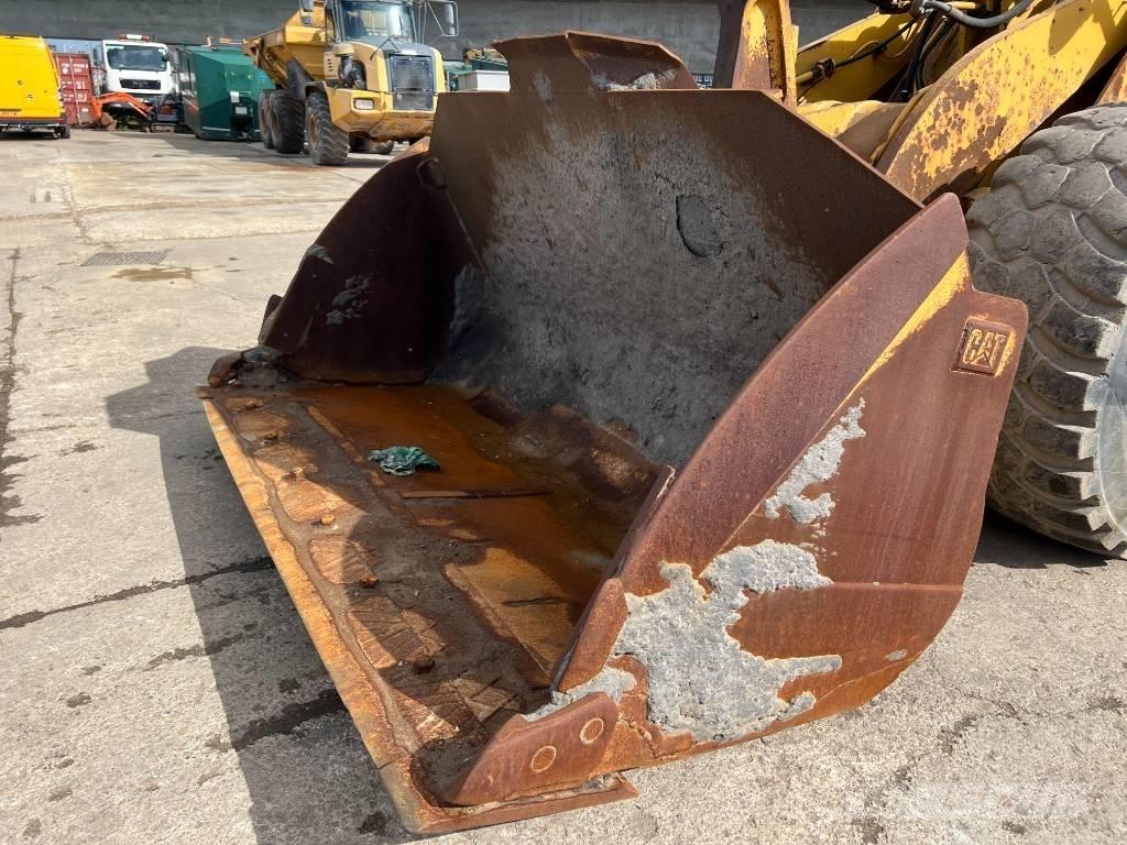 CAT 966 H 輪胎式裝載機