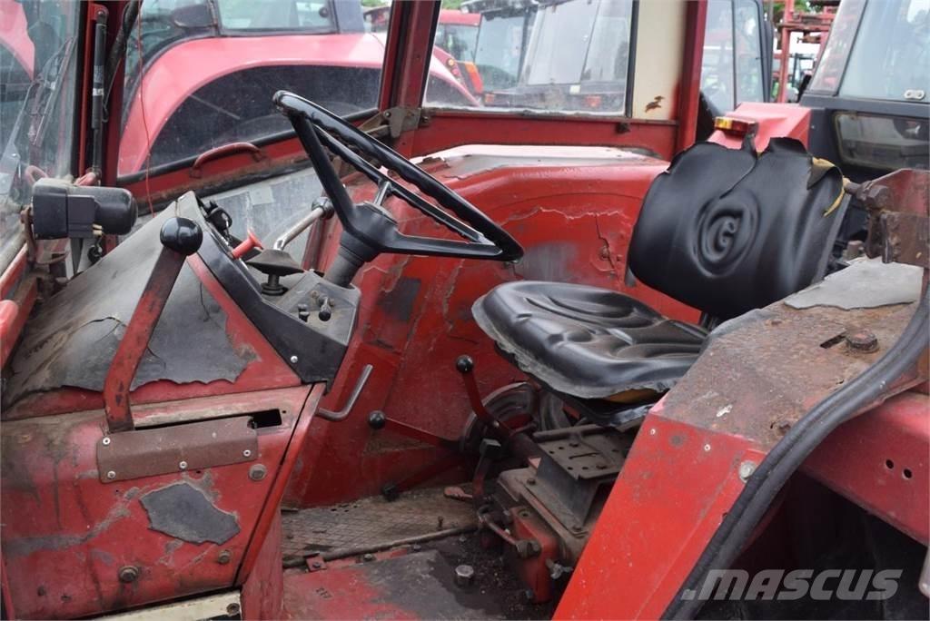 Case IH 844 A/S 曳引機