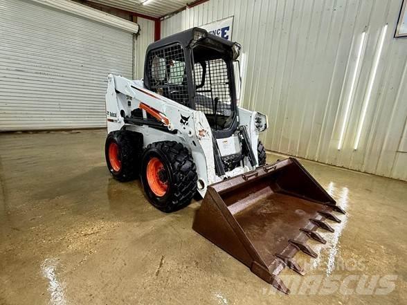 Bobcat S630 滑移轉向裝載機