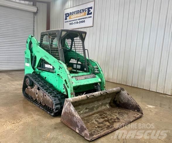 Bobcat T190 滑移轉向裝載機
