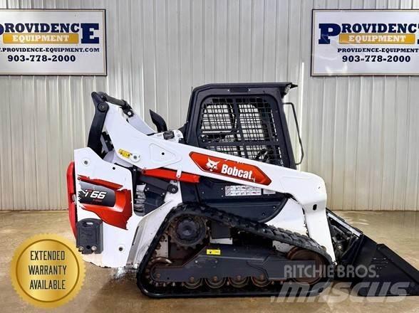 Bobcat T66 滑移轉向裝載機