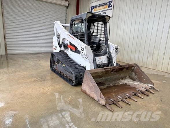 Bobcat T740 滑移轉向裝載機