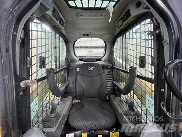 CAT 289D3 滑移轉向裝載機