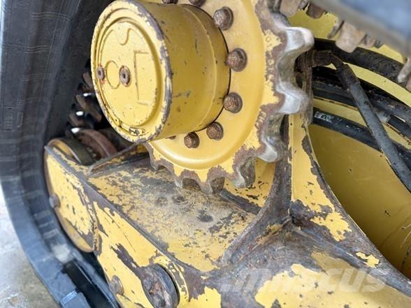 CAT 299D3 滑移轉向裝載機