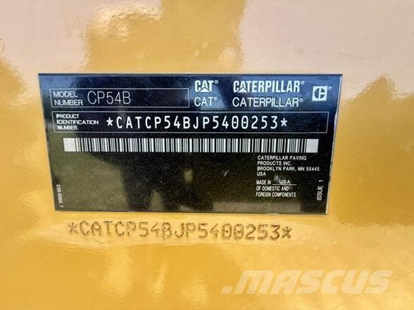CAT CP54B 單輪滾壓機