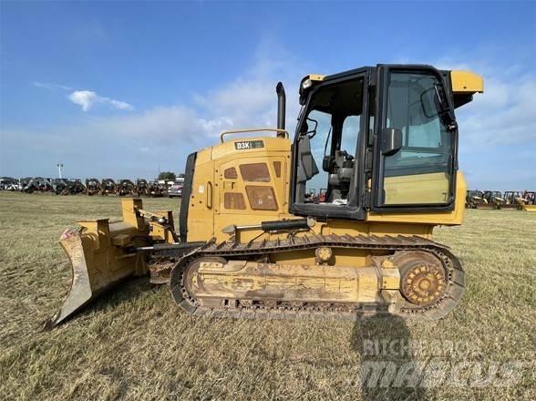 CAT D3K2 XL 履帶推土機