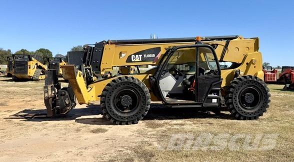 CAT TL1055D 伸縮臂操作車