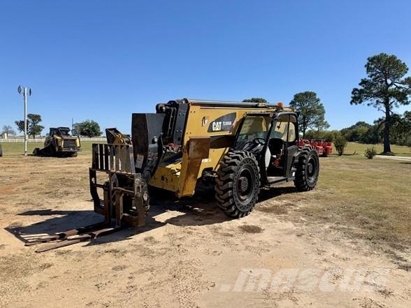 CAT TL1055D 伸縮臂操作車