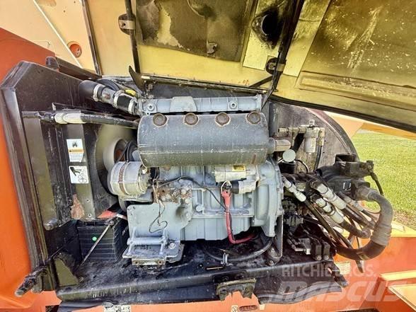 JLG 800S 伸縮臂高空作業車