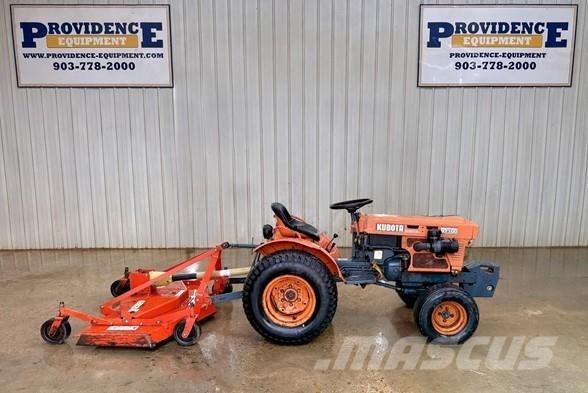 Kubota B7100 曳引機