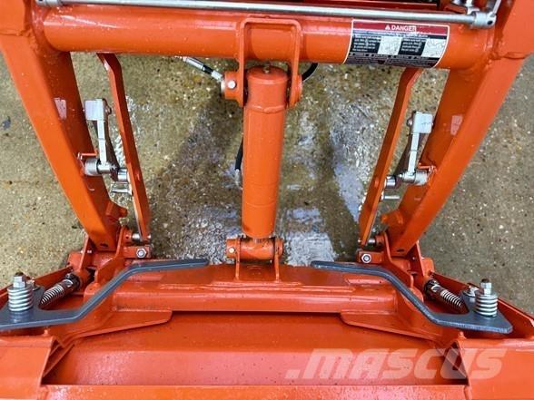 Kubota BX23 反鏟裝載機